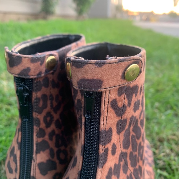 Steve Madden booties size 8 - Picture 8 of 12